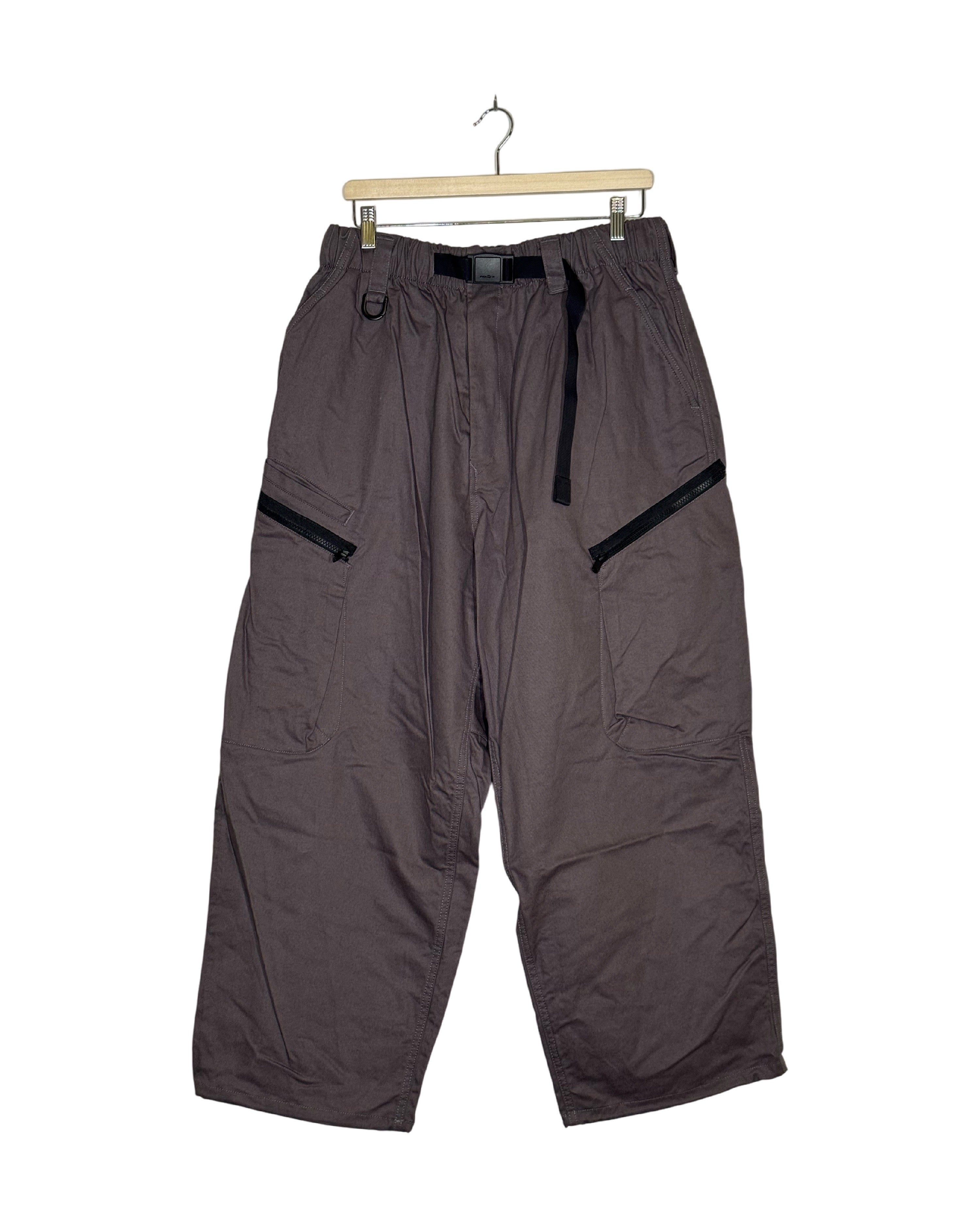 Y-3 2025AW belted oversized cargo pants - front view on hanger, wide-leg cargo with a separate belt through the waistband