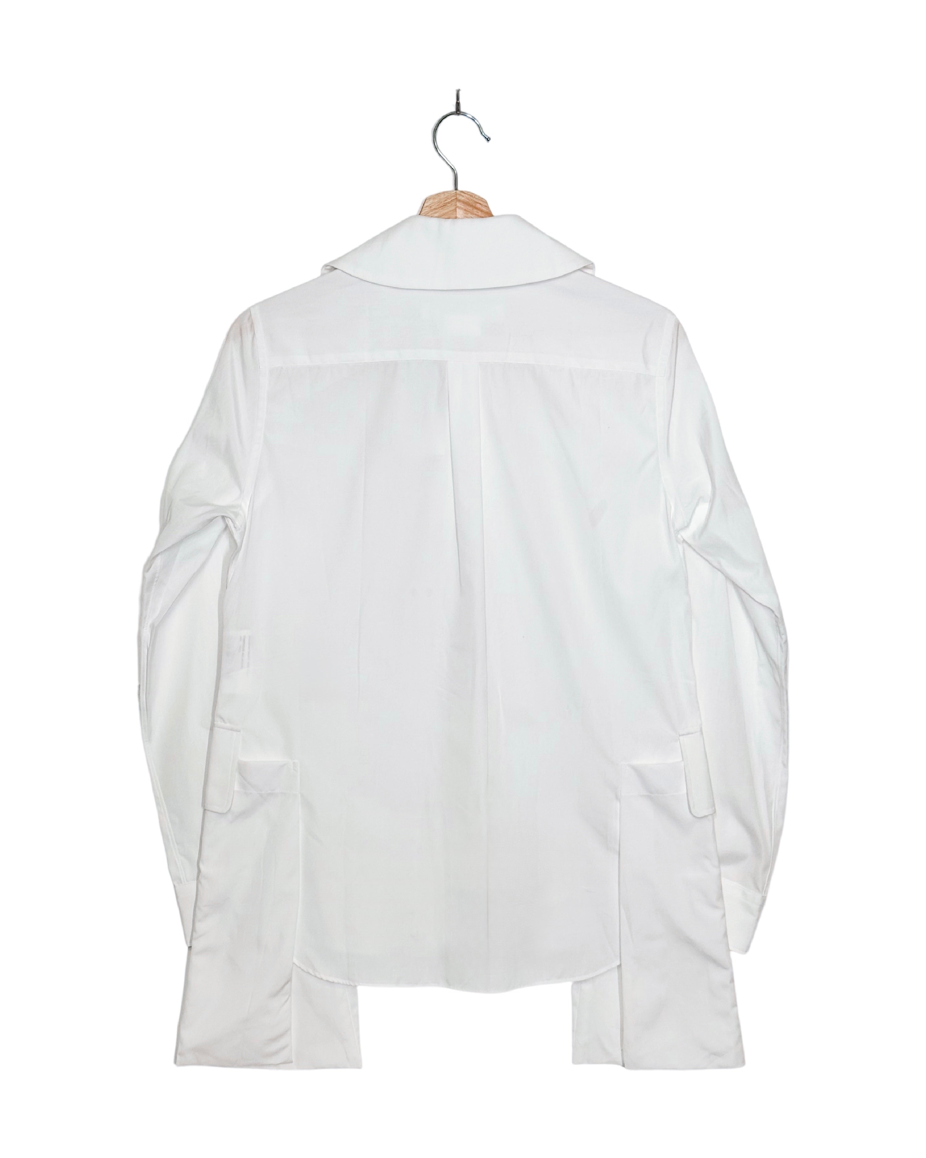 Comme des Garcons Comme des Garcons 2019SS large pocket Peter Pan collar shirt - back view on hanger