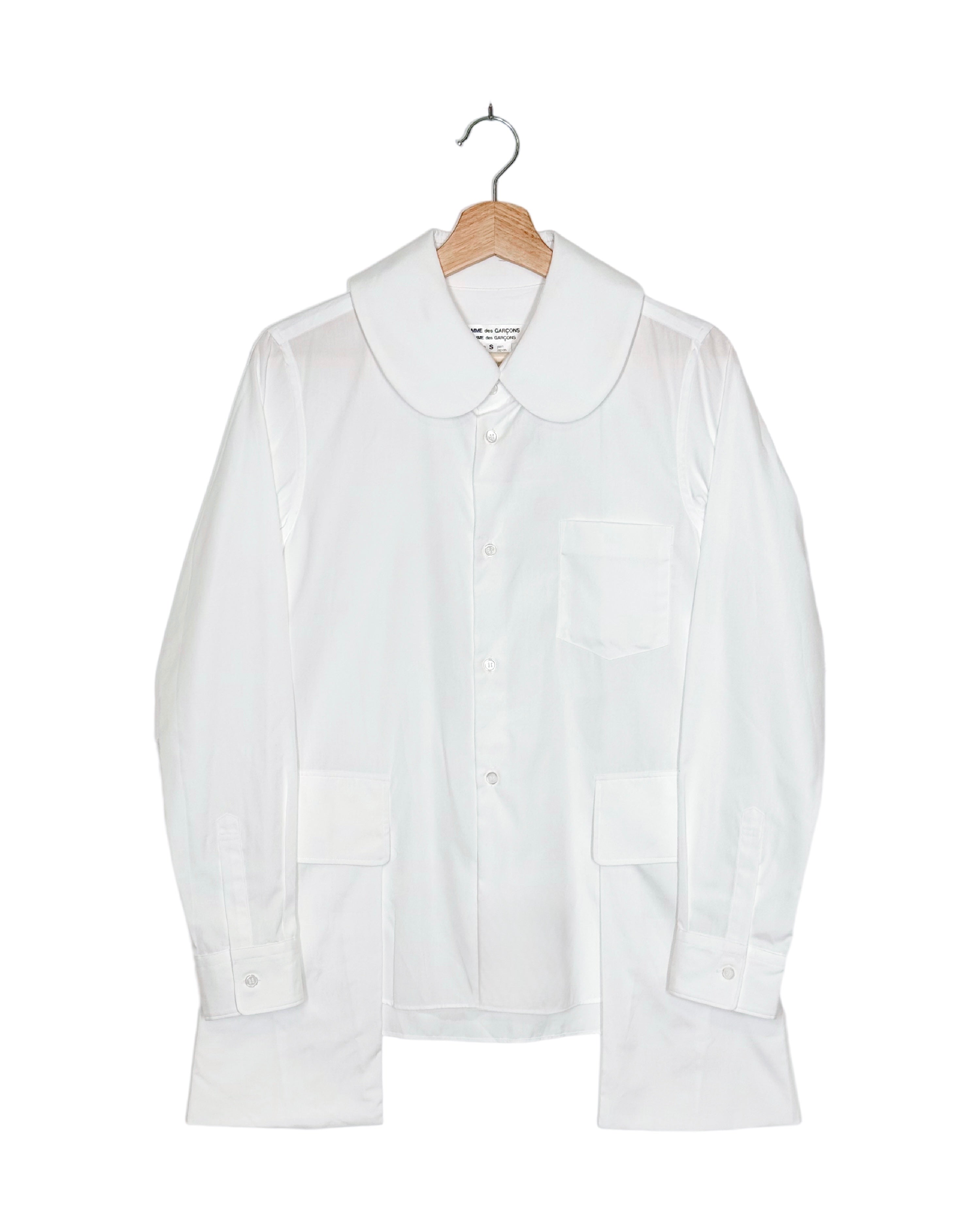 Comme des Garcons Comme des Garcons 2019SS large pocket Peter Pan collar shirt - front view on hanger