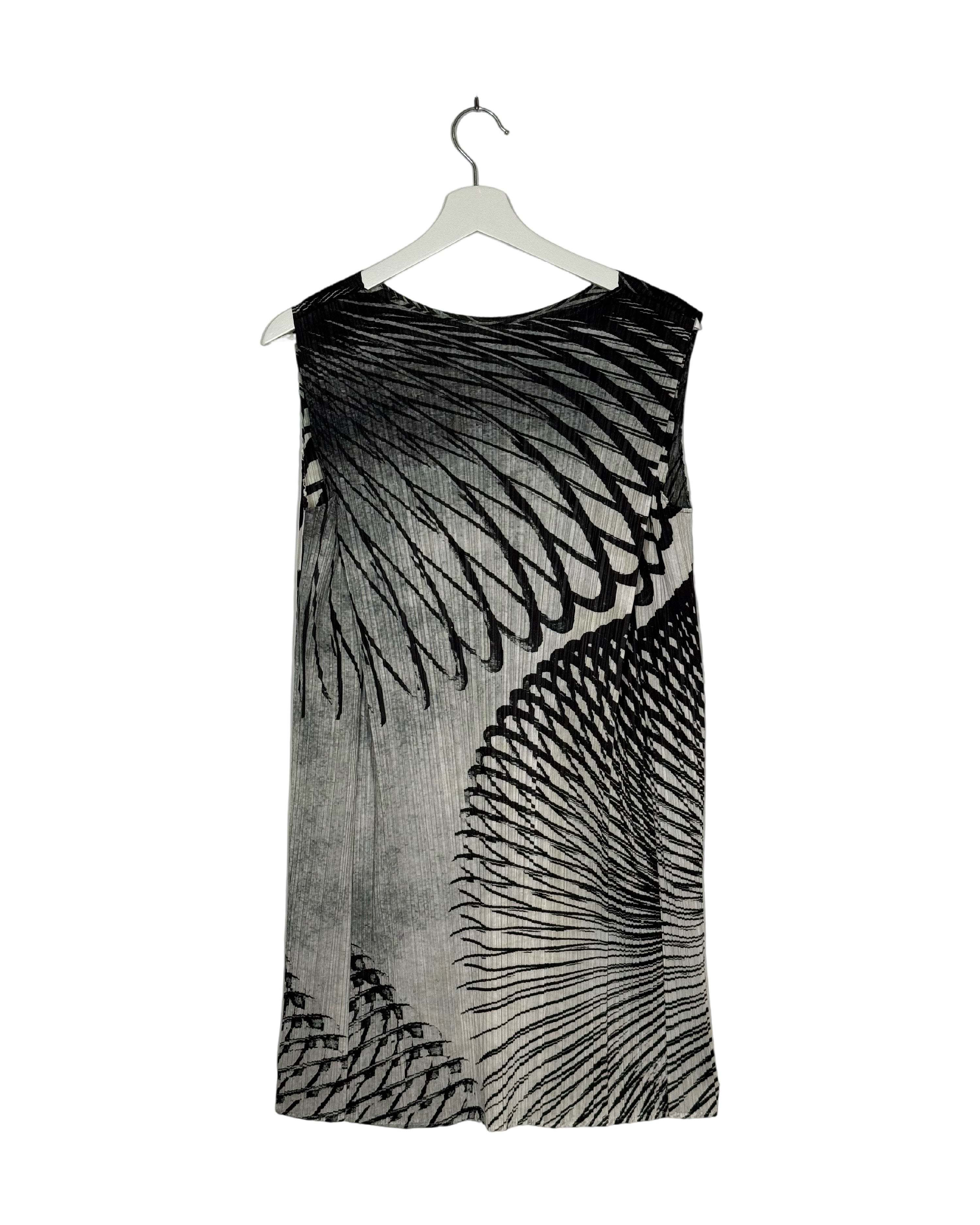 Issey Miyake Pleats Please 2017SS Motion Dress Line Printed Sleeveless Shirt