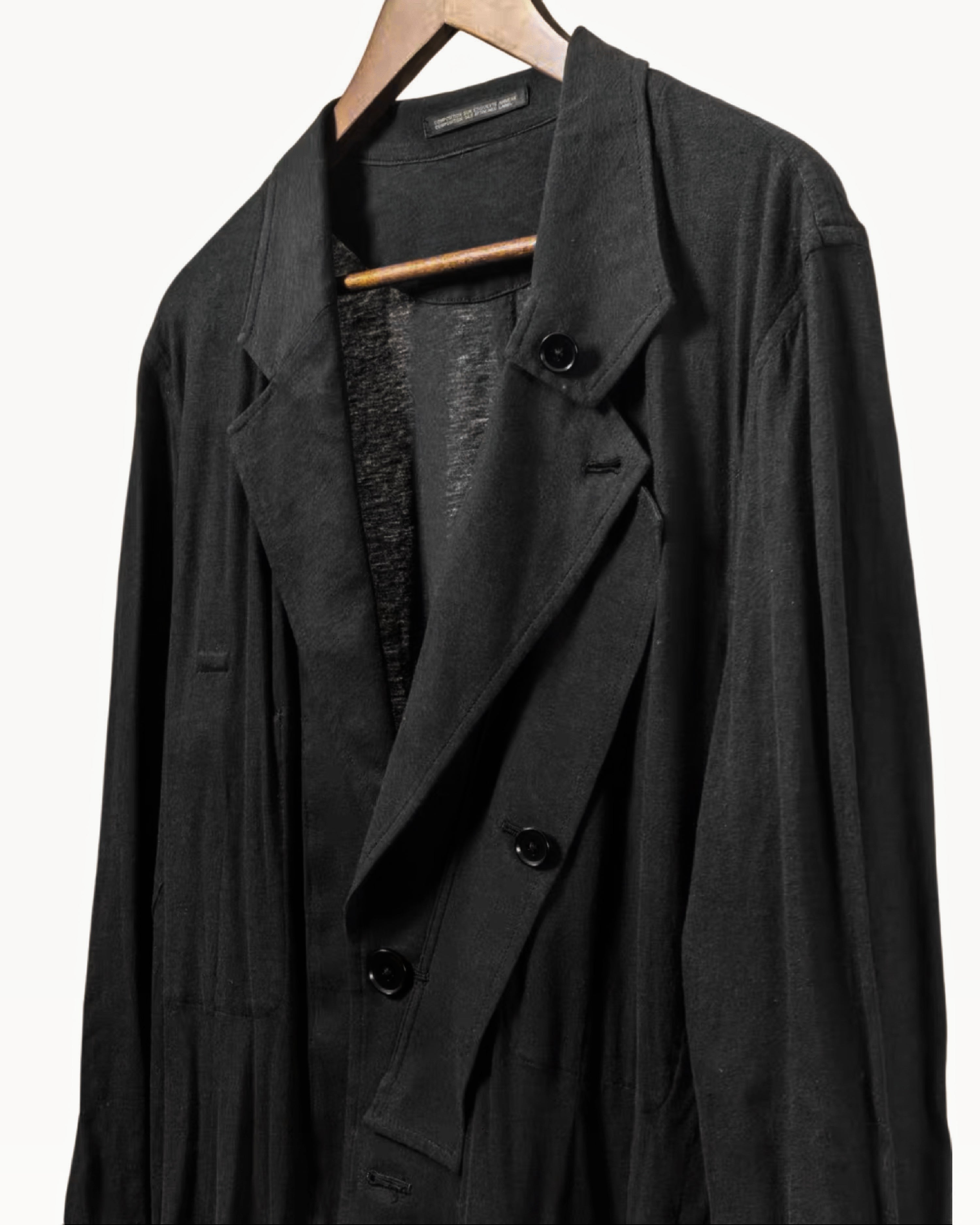 Yohji Yamamoto Pour Homme 2012SS asymmetric button blazer - detail view