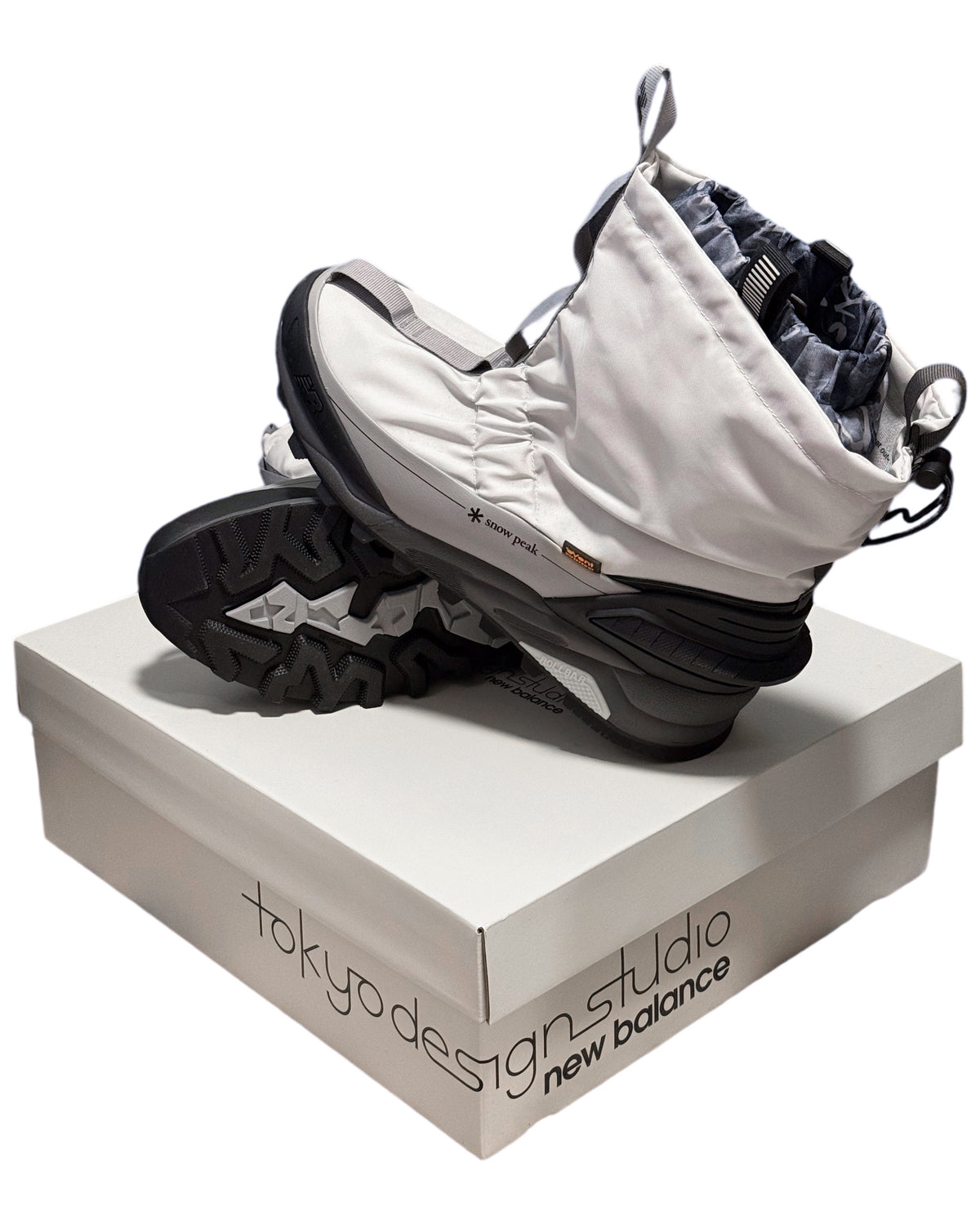 Snow Peak x New Balance Niobium C_3 Tokyo Design Studio White Outdoor Boots
