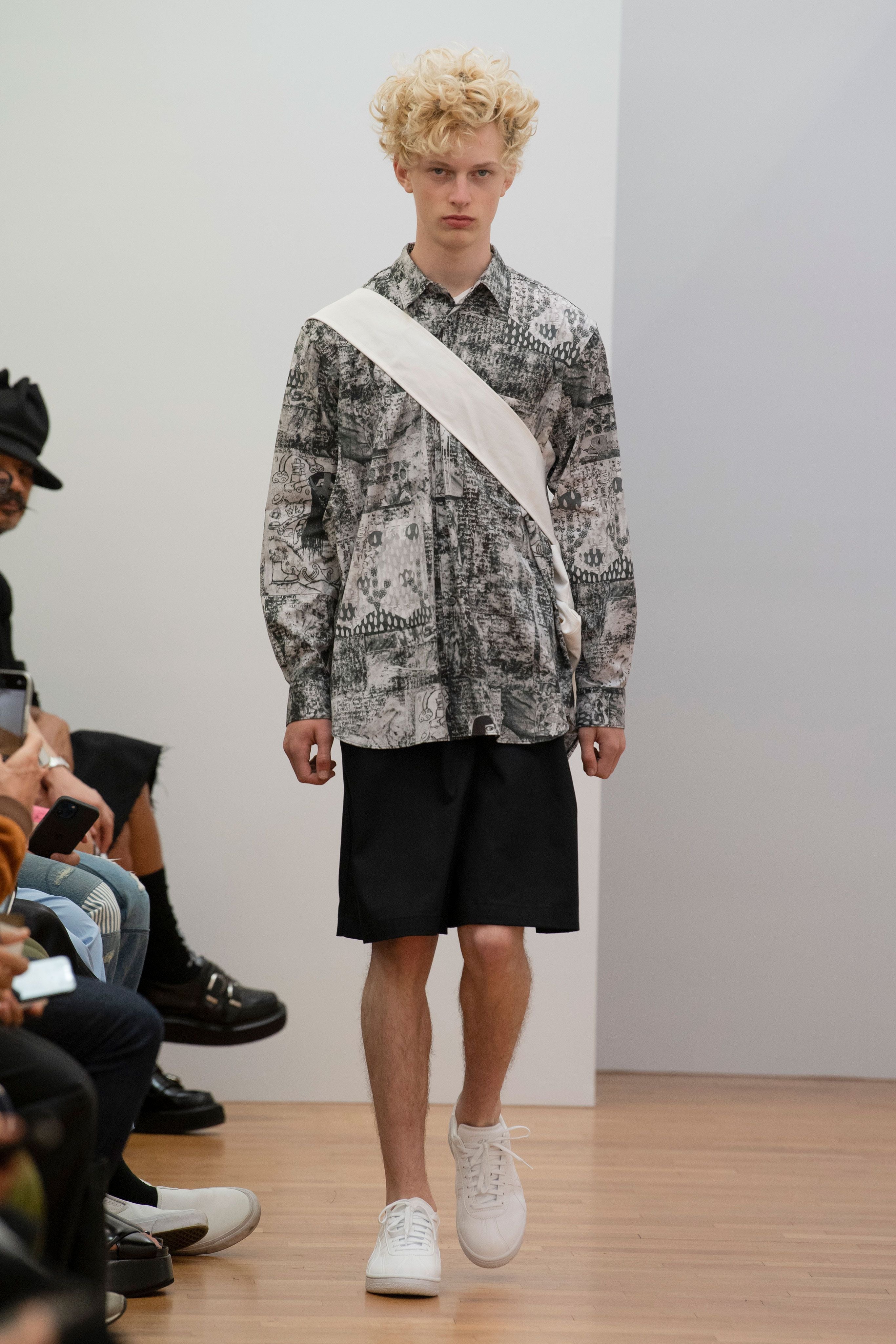 Comme des Garcons Shirt 2023SS Brett Westfall graffiti cut-out shirt - runway Look 22 reference