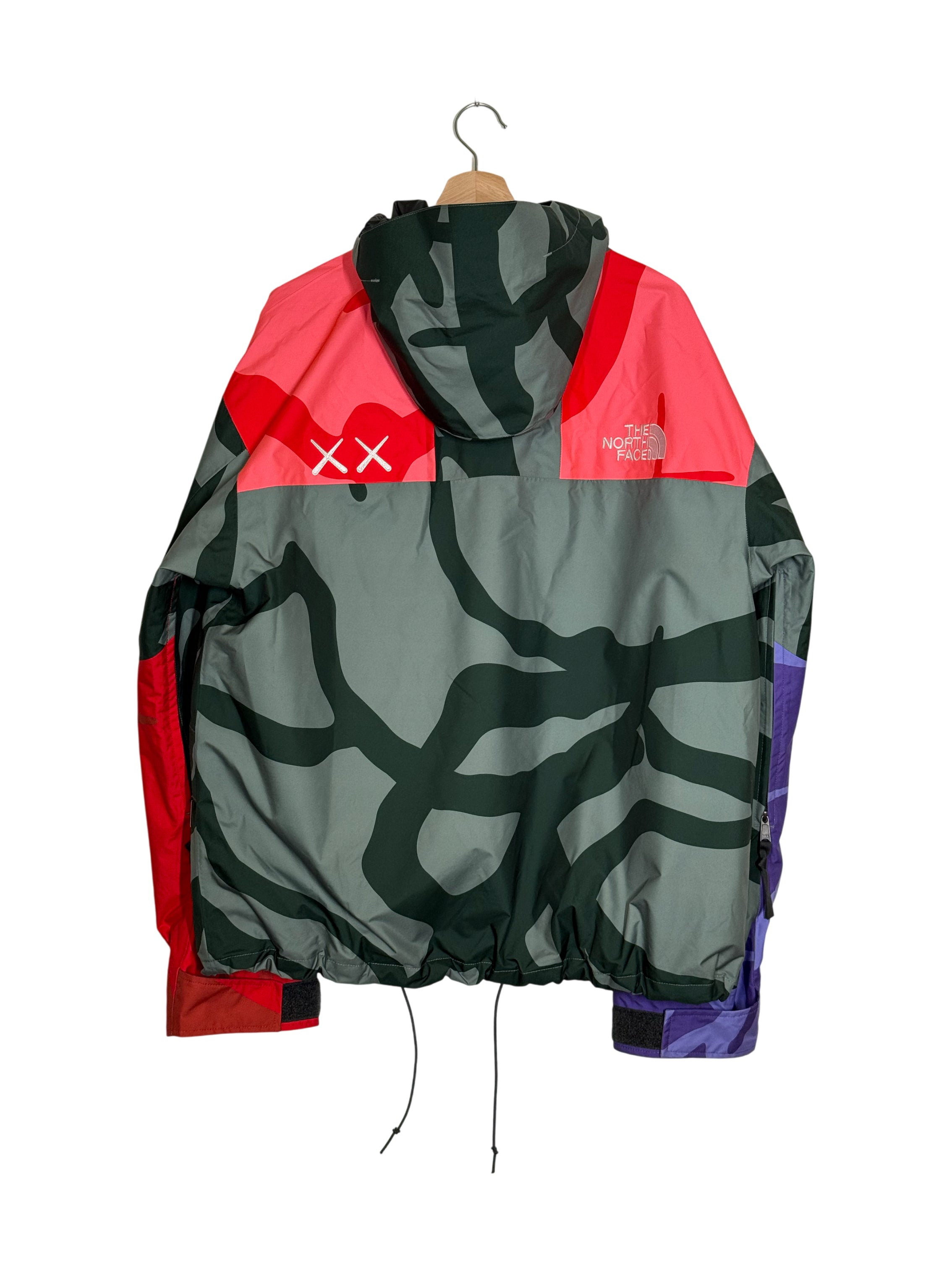 The North Face x KAWS Retro 1986 Mountain Jacket Balsam Green