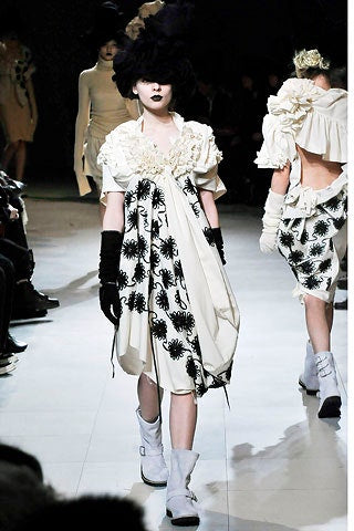 Tao 2008AW Shimmering Illusions Runway Floral Motif Tee