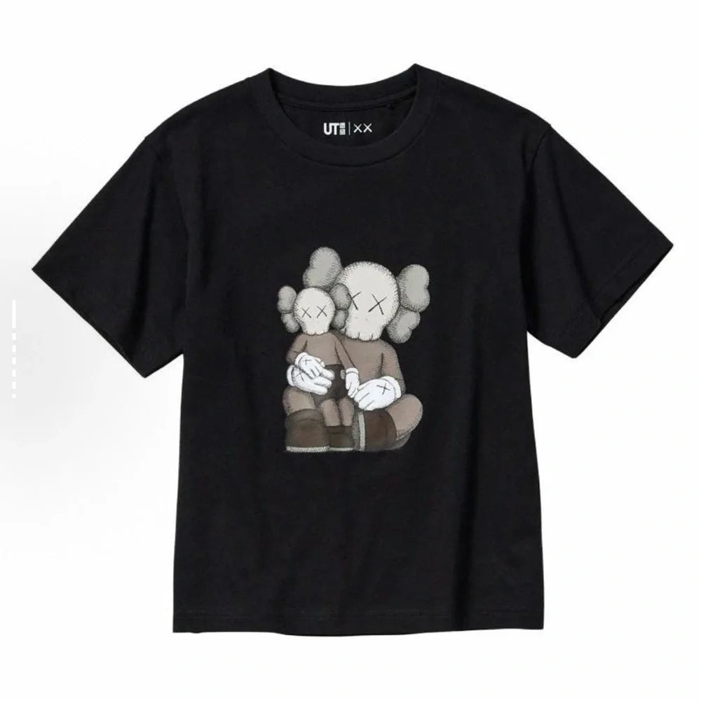 KAWS x Uniqlo Collaboration 2023AW UT Graphic T-Shirt Black
