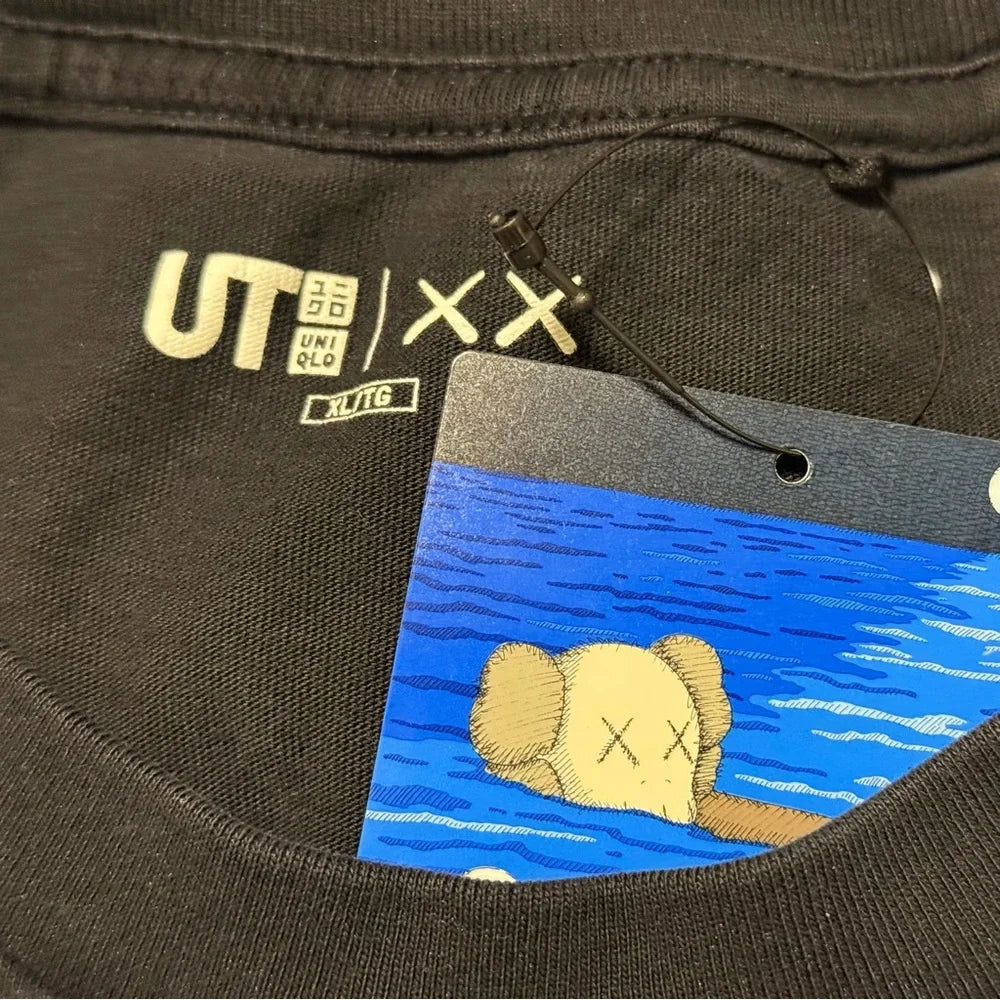 KAWS x Uniqlo Collaboration 2023AW UT Graphic T-Shirt Black